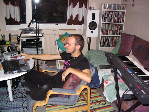 demot2006.jpg demot2006.jpg